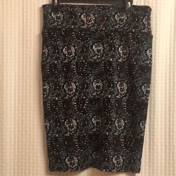 Lularoe skirt stretch abstract paisley pattern black green red festive - Picture 10 of 16
